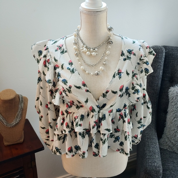 Olivaceous Blouse - Picture 12 of 16
